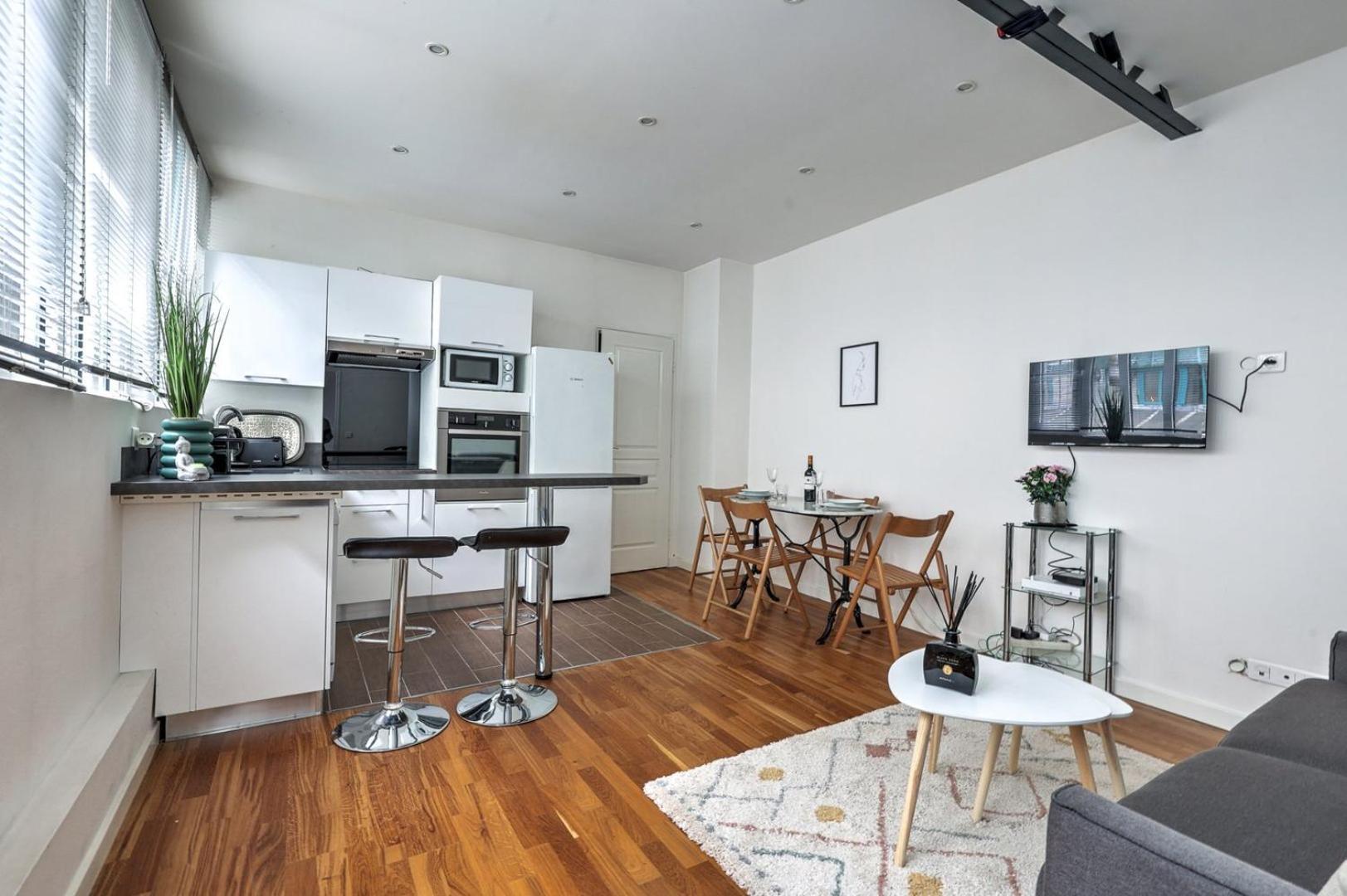 650 Suite Julius - Superb Apartment In Parigi Esterno foto
